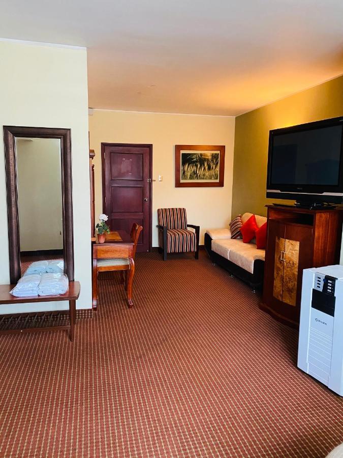 Hotel Continental Lima Bagian luar foto