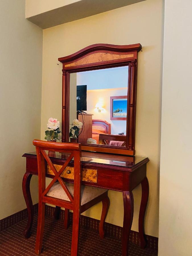 Hotel Continental Lima Bagian luar foto