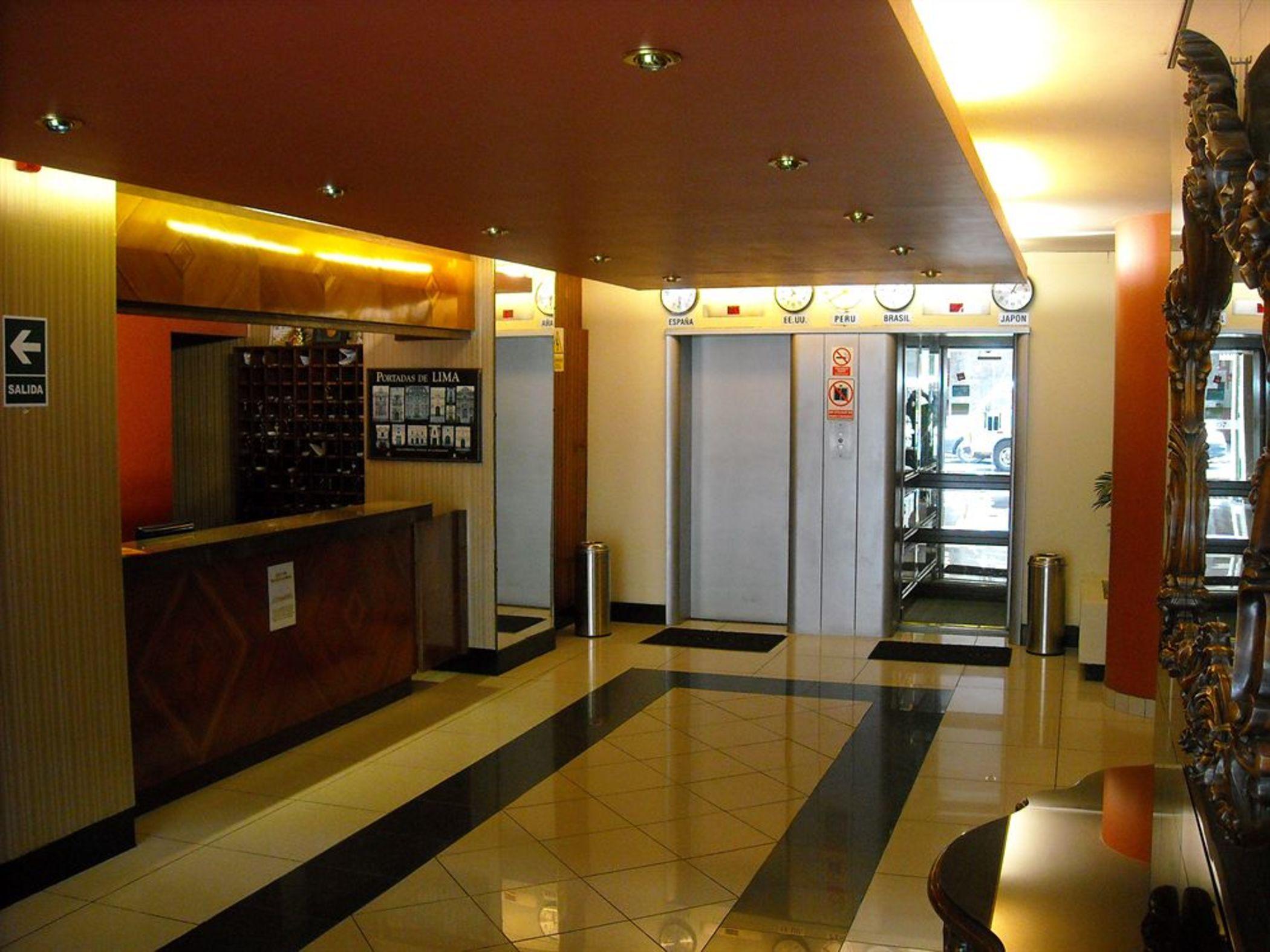 Hotel Continental Lima Bagian luar foto