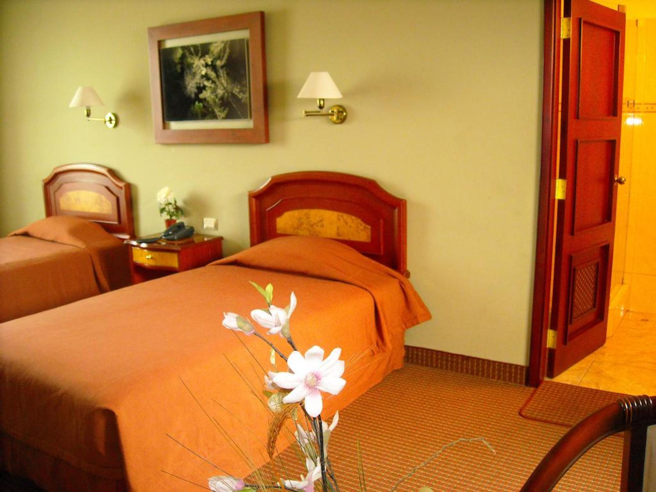 Hotel Continental Lima Bagian luar foto