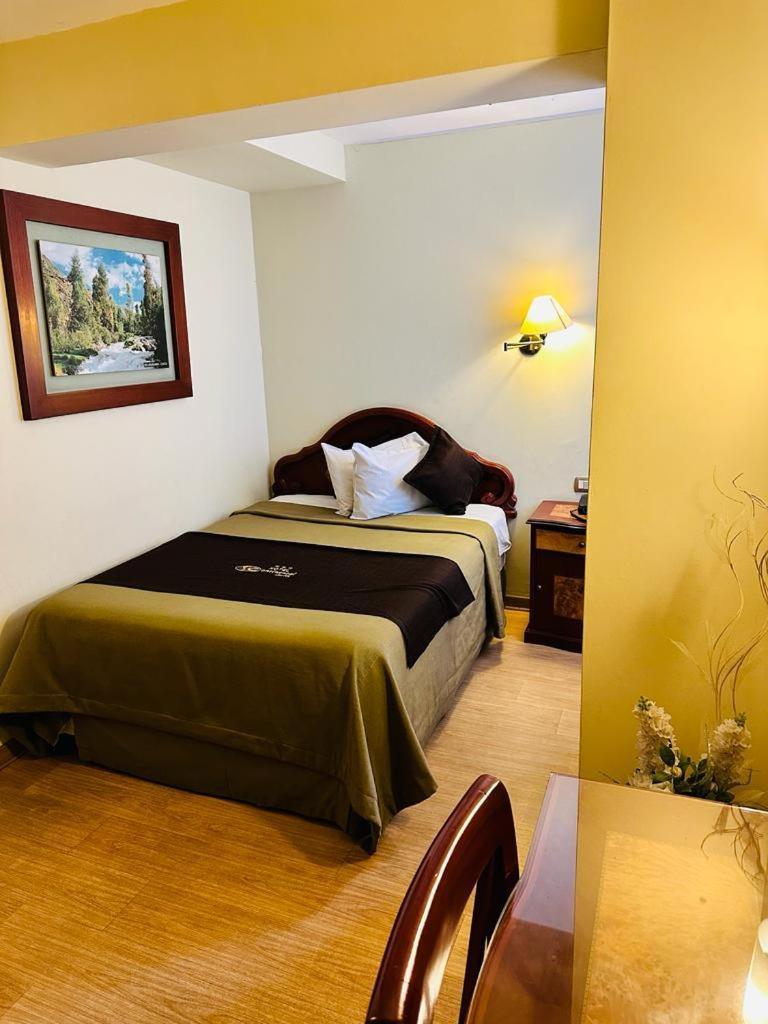 Hotel Continental Lima Bagian luar foto