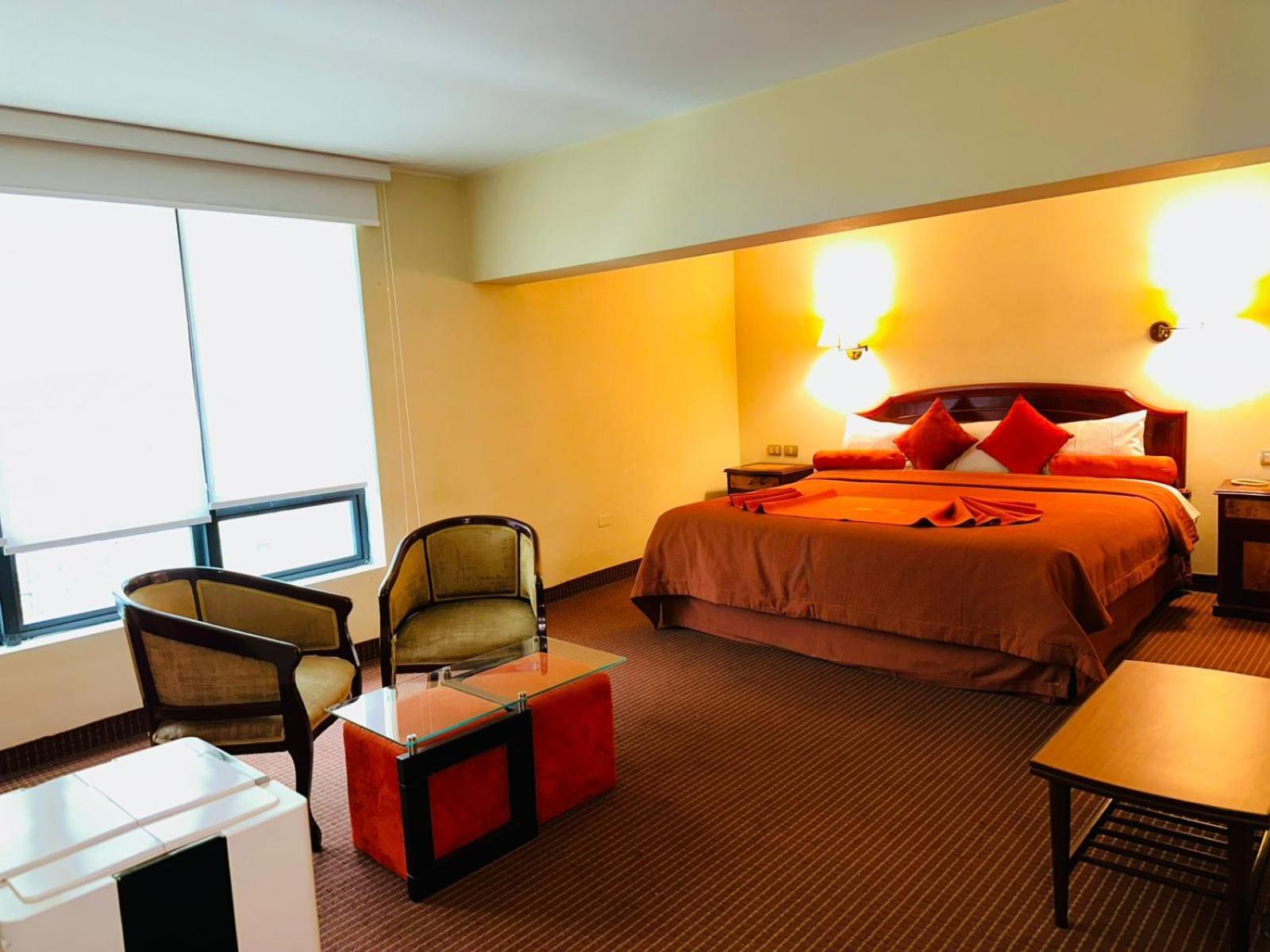 Hotel Continental Lima Bagian luar foto